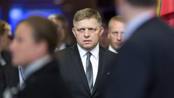 Read more about the article Премьер Словакии: Запад рассчитывал использовать Украину для ослабления России