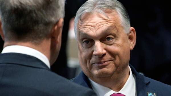 Read more about the article About Hungary: премьер Венгрии обвинил Евросоюз в военной риторике против России