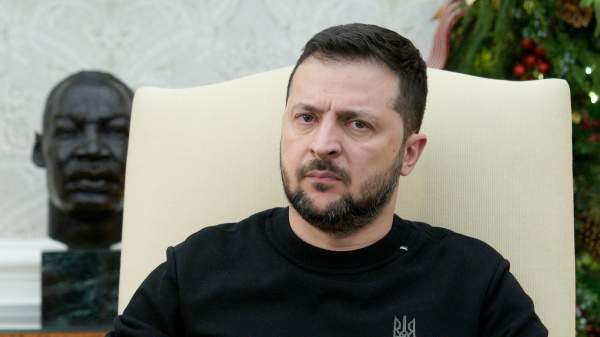 Read more about the article Меркурис: Зеленский боится покидать страну на самолете