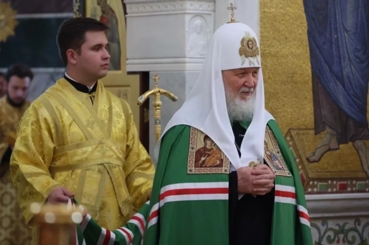 Read more about the article Патриарх Кирилл в Ростове освятил главный храм Южного военного округа