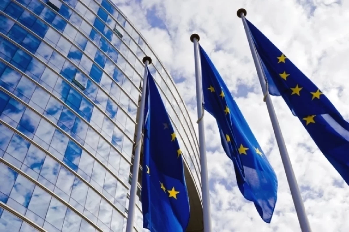 Read more about the article Reuters: Европа хочет предложить России вернуться в G8
