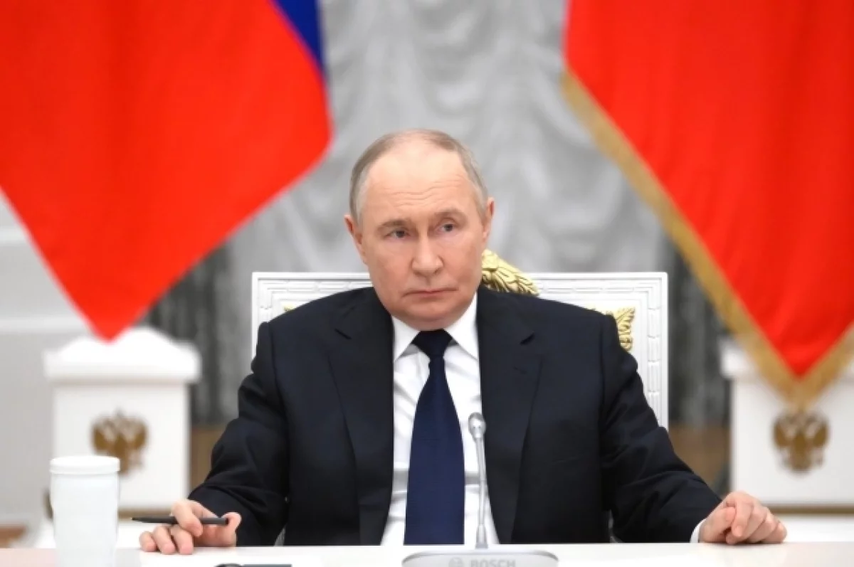 Read more about the article Историк Рой Медведев предположил, какого царя больше всего уважает Путин