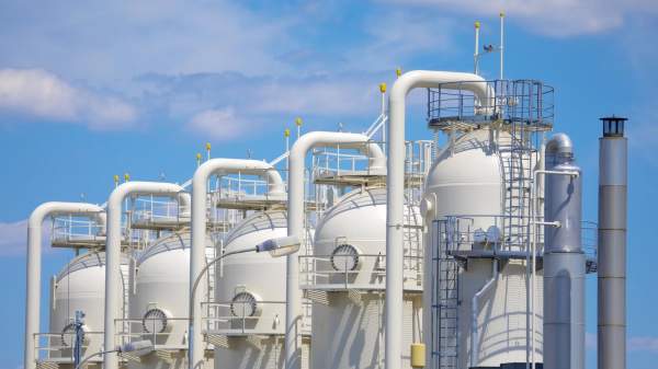 Read more about the article Биржевые цены на газ в Европе выросли на 2%, до 327 долларов за тысячу кубометров