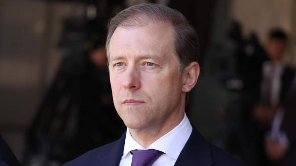 Read more about the article Мантуров: доля российской легкой промышленности на внутреннем рынке составляет около 45%
