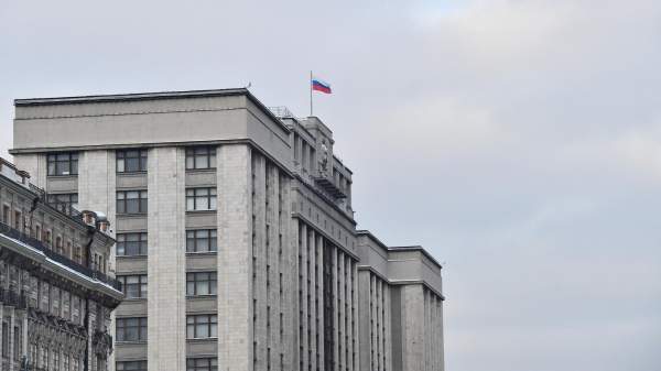 Read more about the article Депутаты Госдумы предложили обязать банки использовать ИИ для проверки законности сделок