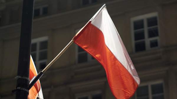 Read more about the article Polityka: Польша планирует бить по РФ издалека, но не готова к возмездию