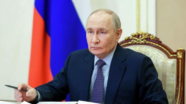 Read more about the article L’AntiDiplomatico: выступление Путина прошло на фоне напряженности