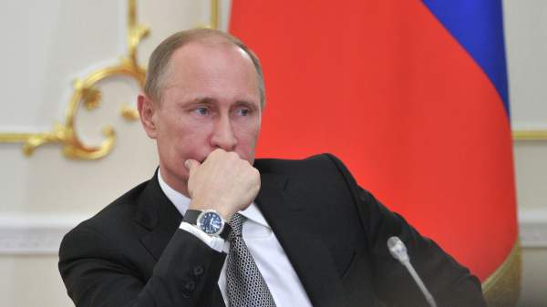 Read more about the article Путин поручил создать рабочую группу по вопросам популяризации традиционных ценностей