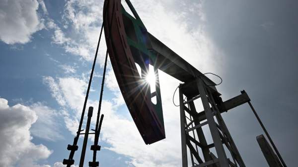 Read more about the article Цена на нефть марки Brent опустилась до 105,56 доллара за баррель