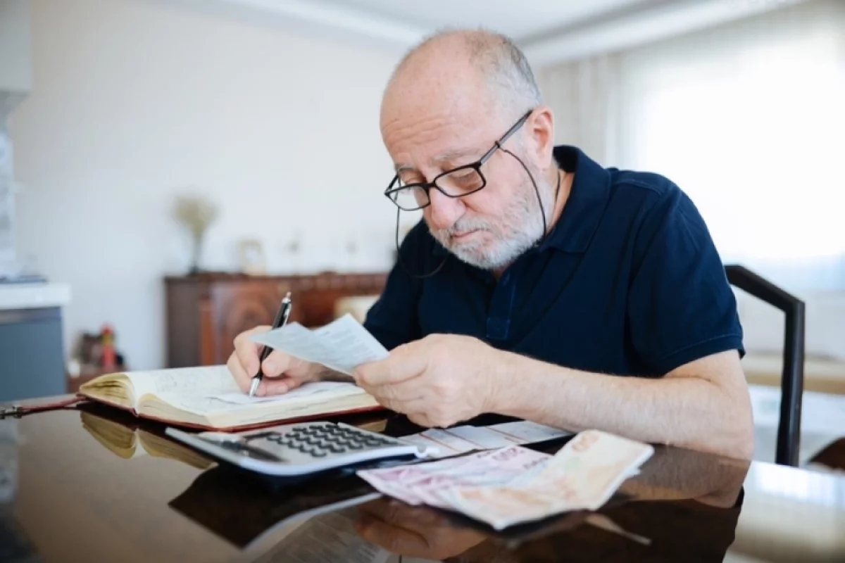Read more about the article Экономист Балынин сказал, кто в России может получать две пенсии