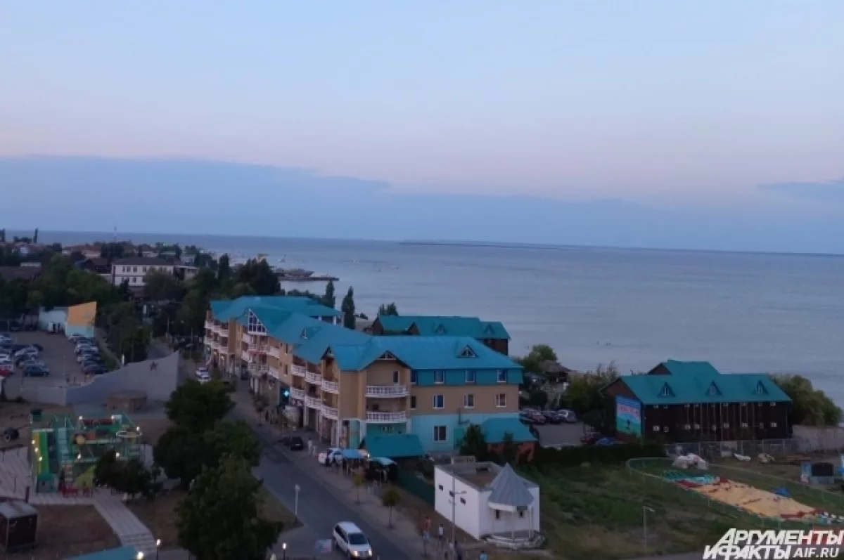 Read more about the article Оперштаб Кубани: обломки БПЛА упали в районе морского порта в Ейске