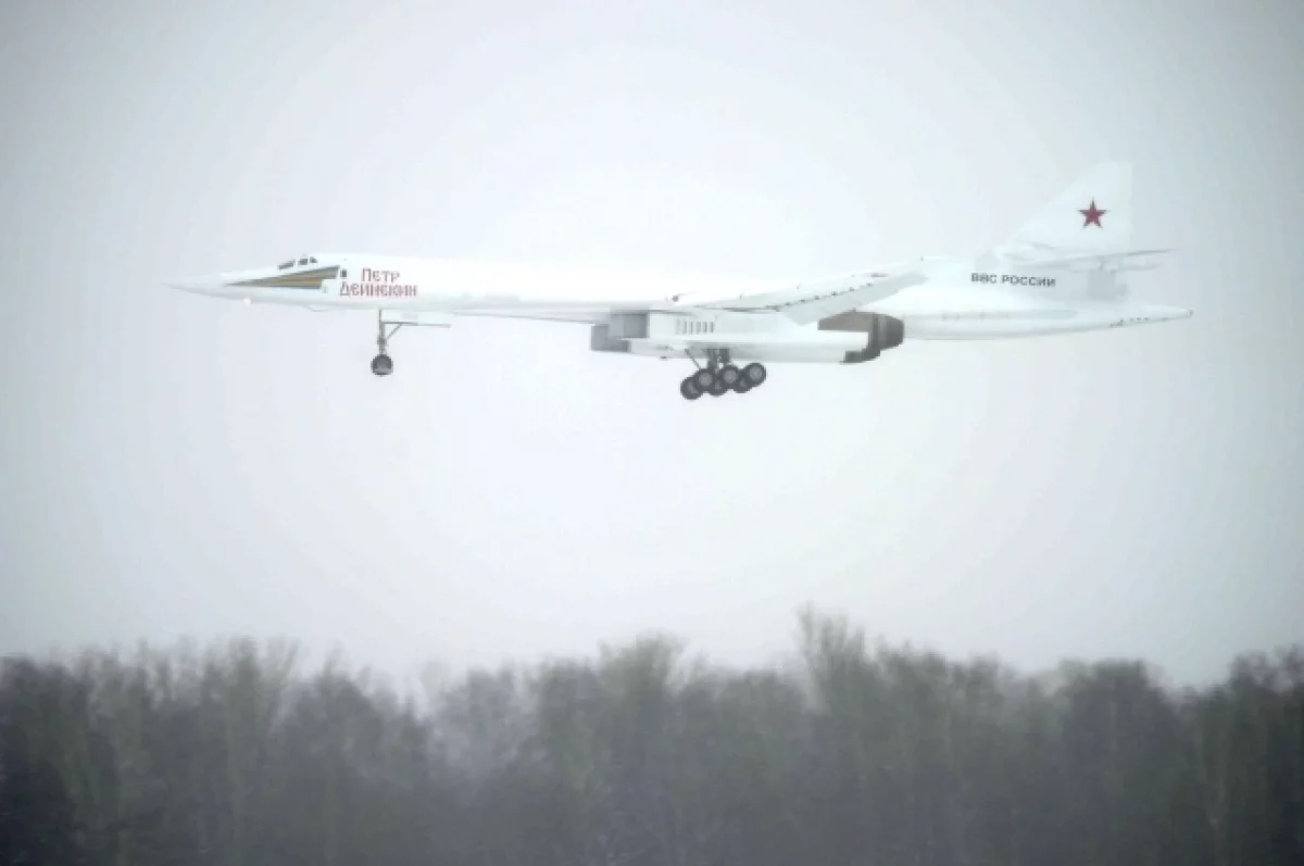 Read more about the article MWM: РФ модернизирует дальний бомбардировщик Ту-160М