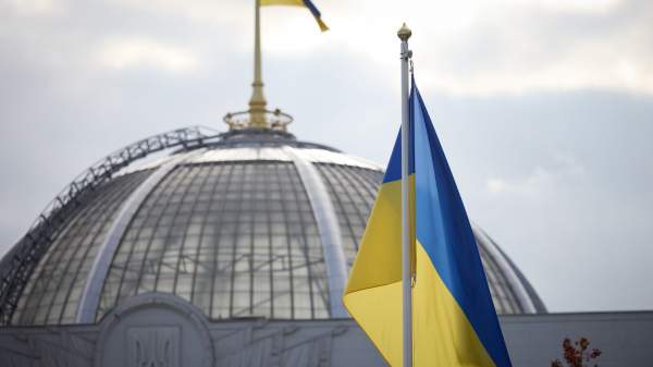 Read more about the article Меркурис: обыски НАБУ выглядят как начало переворота на Украине