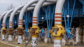 Биржевые цены на газ в Европе слабо меняются вечером, находятся у $480 за тыс кубометров