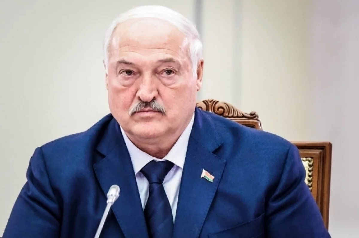 Read more about the article Лукашенко напомнил Зеленскому о пословице «Как поют, так и отпевают»
