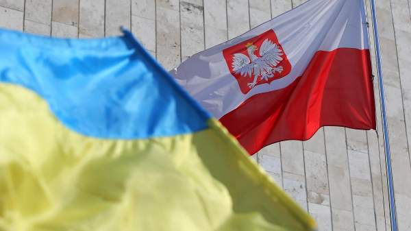 Read more about the article На Украине заявили, что отношения между Варшавой и Киевом будут только ухудшаться