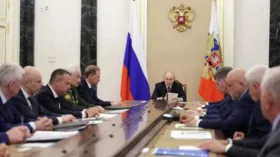 Путин: запасы бензина в РФ составляют 1,7 млн тонн